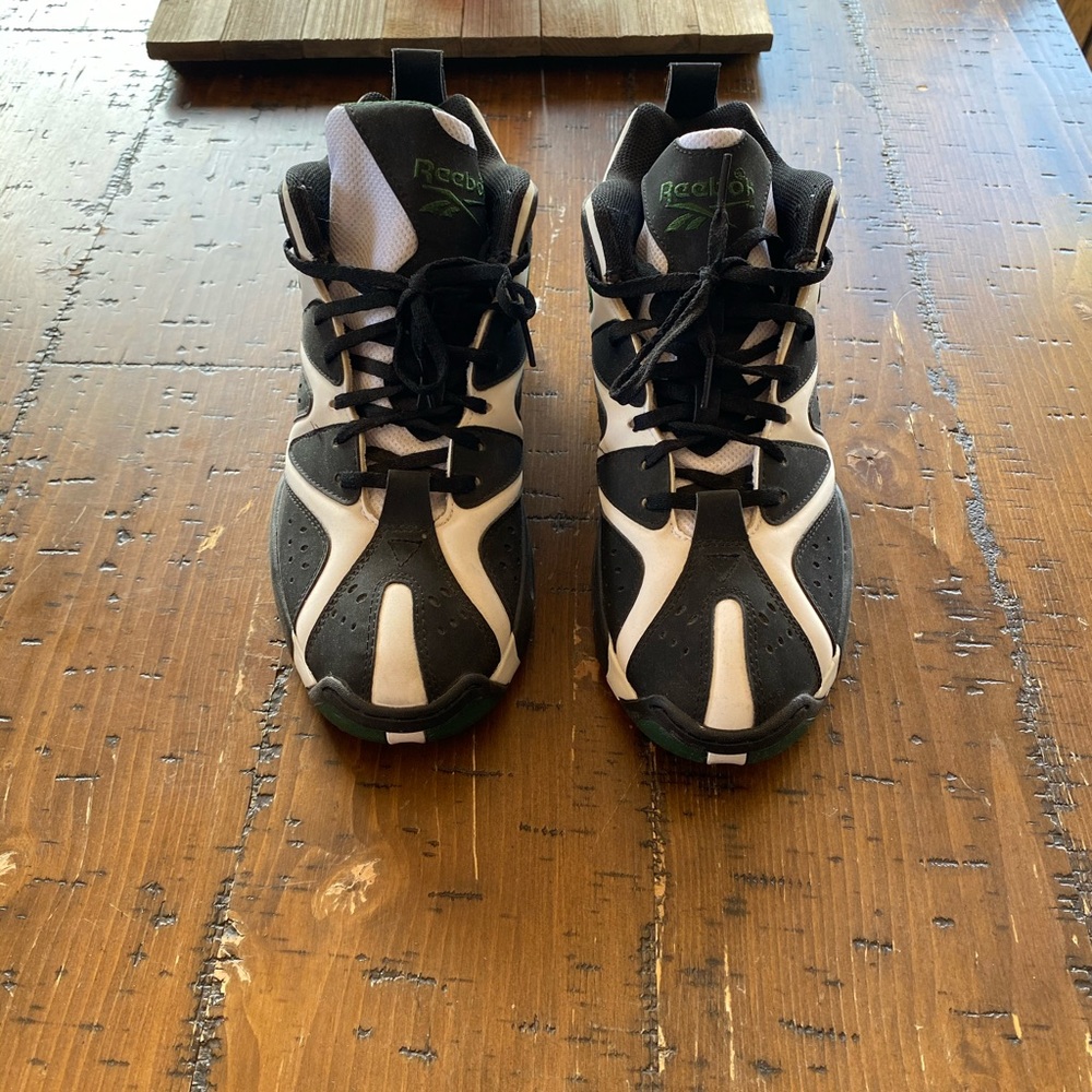 Reebok - Picture 3 of 4